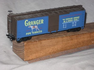 A2009 HO TRAIN MINIATURE GRANGER PIPE TOBACCO BOX CAR PINKERTON, OWENSBORO, KY - Picture 1 of 2