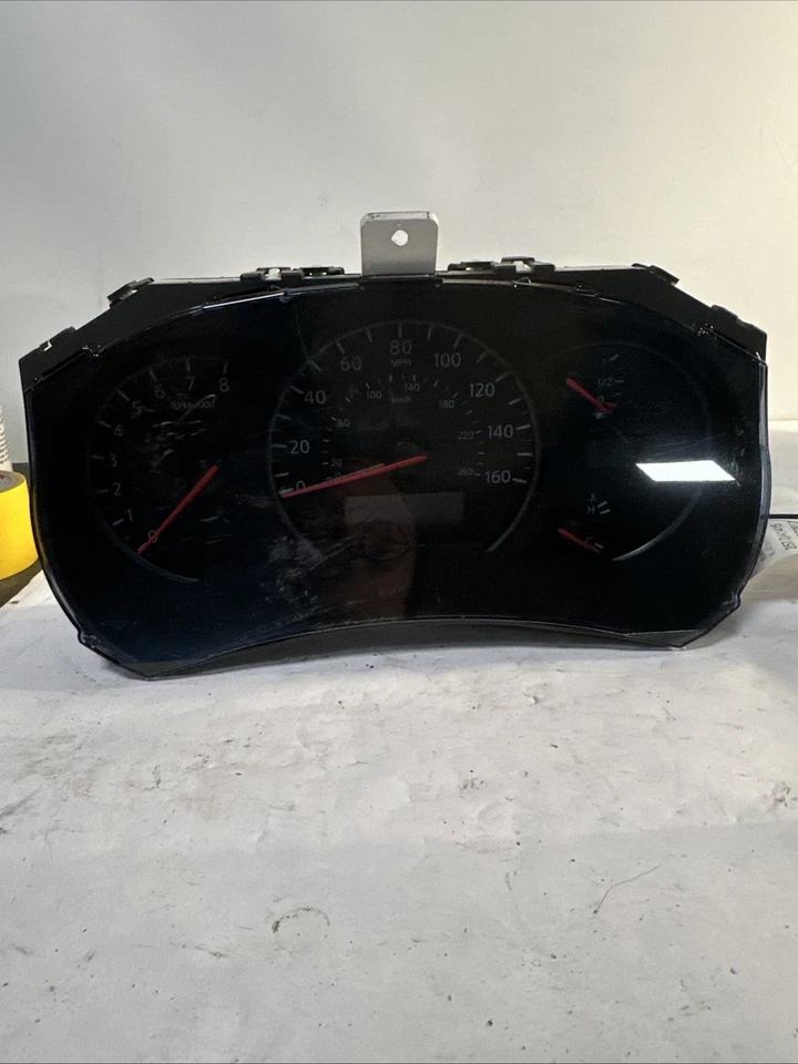 2011 to 2017 Nissan Quest Speedometer Cluster Gauge GG1 - Image 1 of 4