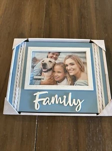 Malden International Designs, Family Picture Frame 4 x 6 Photo New With Tags - Picture 1 of 5