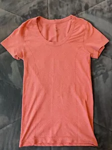 Moving Comfort Women's Workout Tee Shirt Fitness & Yoga Coral | Size Small - Picture 1 of 3