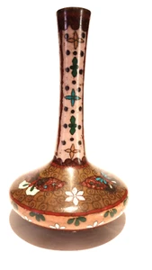 early 20th century Japanese cloisonne vase with butterflies - Picture 1 of 12