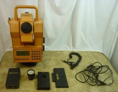 Spectra Precision GDM 608S Geodimeter Pro Total Station AS-IS*PartsRepair 24G003 - Image 1 of 4