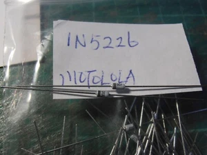 10pcs 1N5226B 500mW 3.3V Zener diode DO35 Motorola Genuine - Picture 1 of 1