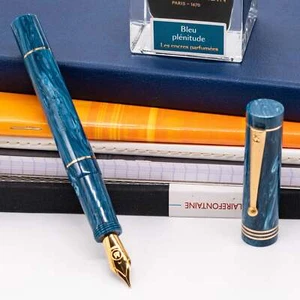 Molteni Modelo 88 Fountain Pen - Capri Blue - Picture 1 of 11