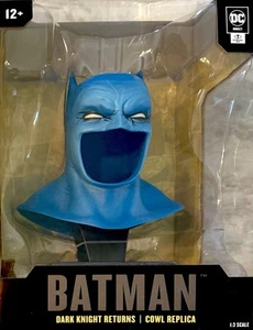 McFarlane Toys DC Direct DARK KNIGHT RETURNS COWL REPLICA 1:3 New & Sealed box - Picture 1 of 5