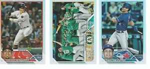 2023 Topps Series 2 Rainbow Foil Parallel Lot (3) - Bild 1 von 2