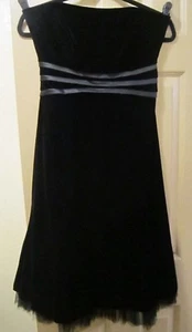 SZ 4 TALBOTS PETITES BLACK VELVET & TULLE STRAPLESS DRESS, LBD PARTY PROM DANCE  - Picture 1 of 11