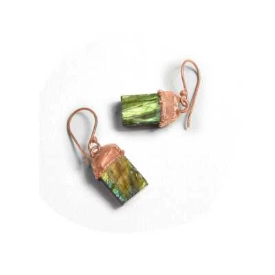 Antiguo pendiente colgante de cobre hecho a mano de piedras preciosas de labradorita de fuego natural joyería Foto 1 de 4