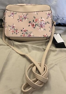 NINE WEST: BNWT, Calandra Mini Floral Crossbody, Free Shp - Picture 1 of 4