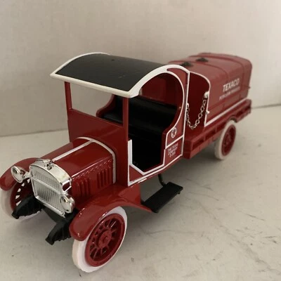 Ertl: 1919 GMC Texaco Tanker Truck: Series #17: Die Cast Metal Bank: New In Box - Image 1 of 4