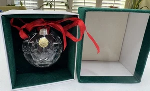 Bola de vidrio con adorno checo cortada a mano 24 % cristal de plomo con caja de terciopelo vintage - Imagen 1 de 6