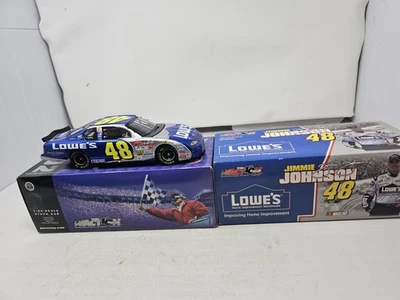 JIMMIE JOHNSON- Action 1:24 Scale Diecast Car 2002  - Image 1 of 4