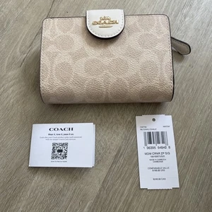 ❤️Coach Medium Corner Zip Wallet CW786 Sand Chalk Signature Canvas NWT Ori Women - Picture 1 of 4