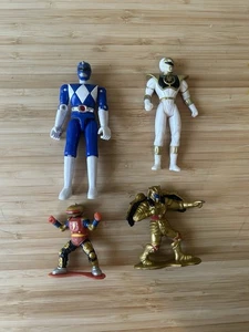 Lote de 4 mini figuras vintage de PVC Mighty Morphin Power Rangers Bandai 1993 y 94 - Imagen 1 de 2