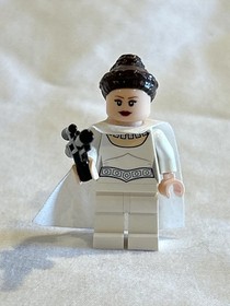 Lego Star Wars Princess Leia Celebration Outfit, Cape Minifigure sw0371 Set 9495