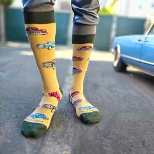 Coches Clásicos Unisex Grande 10-13 Crew Calcetines Calcetín Panda Automóvil Moda Nuevo - Imagen 1 de 2