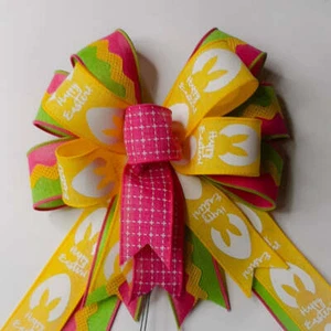 Arco de Pascua amarillo con estampado de conejito, rosa, ricrac - Imagen 1 de 2