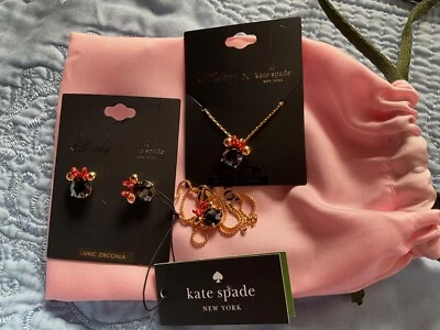 Pendientes, conjunto de collar y pulsera deslizante Kate Spade y Disney Minnie Mouse Foto 1 de 4