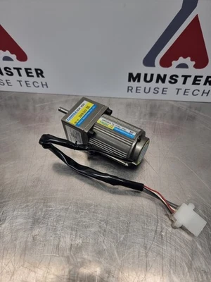 Houle 2IK6R-C2-GN-XG Gear Motor 6W | c/w 2GN18KC8-GV Gear Head |used| - Photo 1/4
