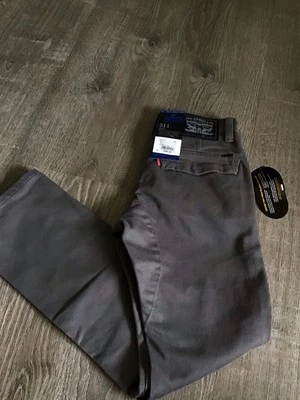 Levi's Boys 511 Slim Fit Performance Jeans Size 12 26” X 26” New With Tags 26 - Image 1 of 4