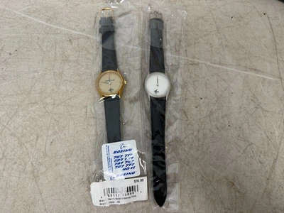 Lote de 2 Relojes Boeing BD&A Vintage Tono Dorado y Correa de Cuero Blanco NUEVO Foto 1 de 4