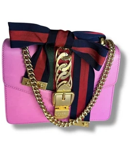 GUCCI Mini Sylvie Pink Calfskin Leather Bag w/ Sherry Web Strap & Gold Hardware - Bild 1 von 17