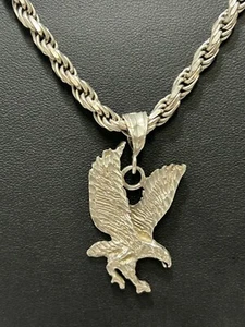 Heavy Sterling Silver Eagle & 17" Chain Necklace & Pendant 38g - Picture 1 of 4