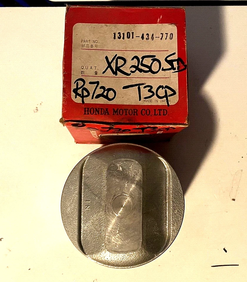 1979-1983 XR250R,PISTON (STD), 13101-434-770, RP720 T3CP.Genuine Honda Parts NOS - Image 1 of 4
