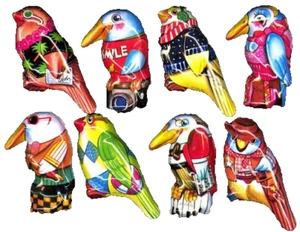 Parrot Pins Set of 8 Comical Vintage Pinbacks Japan 1960's Original Toys - Afbeelding 1 van 1