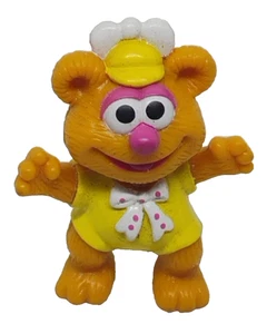 Vintage 1986 Fozzie Bär Muppet Babys PVC Figur 2" Sesamstraße Kuchen Topper - Bild 1 von 6