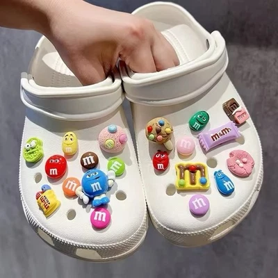Crocs Charms M&Ms Accesorios 20 Piezas Foto 1 de 4