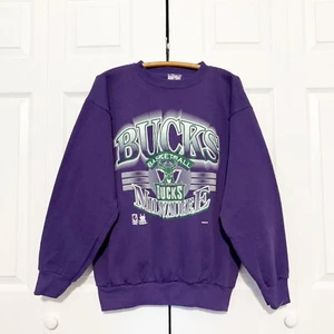 Vintage 90s Milwaukee Bucks Sweatshirt Large Purple Crewneck NBA Basketball Logo - Bild 1 von 6