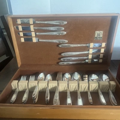 VTG 1847 Rogers Bros. Ambassador IS Silverware Flatware 1947 (50-count) - Image 1 of 4
