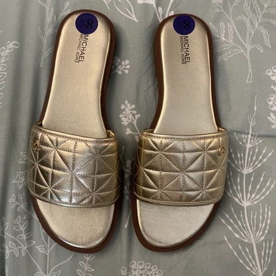 Sandalia Michael Kors Felicia Dorada Cuero Acolchado Deslizable 8.5 Nueva Sin Caja Foto 1 de 3