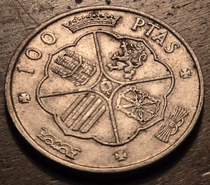 1966 Francisco Franco Cadillo of Spain 100 Pesetas Silver Spanish Coin - Picture 1 of 2
