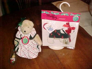 LOT MUFFY VANDERBEAR DRESSED & LULU (DOG) DECK THE HALLS WITH BOWS & DOLLIES - Picture 1 of 7