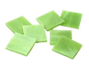 500 Spring (Lime) Green Opal | 96 coe Schmelzbare 1/2" Quadratisch Schliff Glas Mosaik Fliesen - Bild 1 von 1