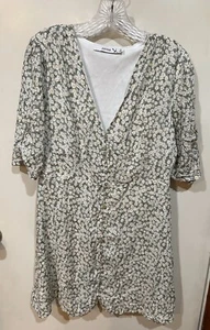 JustFab Women’s NWT Mint w/Daisies V-Neck SS Front Button Rayon Dress Size L - Picture 1 of 8