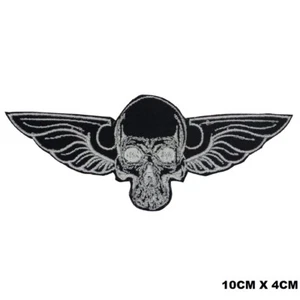 Lote de parche bordado con logotipo de motociclista Skull Wings plancha/costura - Imagen 1 de 1