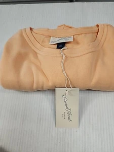 Womens Universal Thread Mellow Orange Short Sleeve Shirt 2X NEW ! - Picture 1 of 3