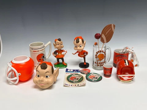 Football Cleveland Browns Bobblehead & Collectible Lot w/ Rare 2004 SGA Mug Cup Cover