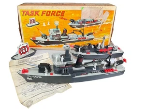 1964 Topper Toys TASK FORCE  D 109 DELUXE READING 124 Set BOXED # - Picture 1 of 17