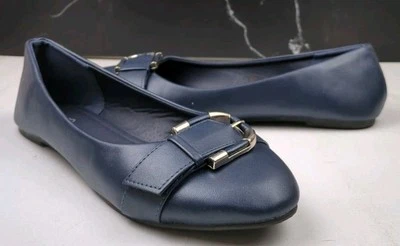 Sh18es Women's Flats with Buckle, Navy, sz 9M - Image 1 of 4