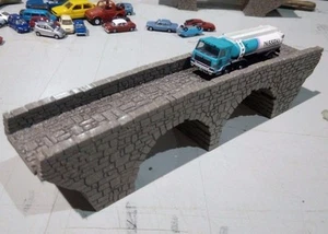 TT GAUGE 1:120 DOUBLE ARCH STONE BRIDGE OVERPASS LASER ENGRAVED PRO PAINTED - Picture 1 of 9