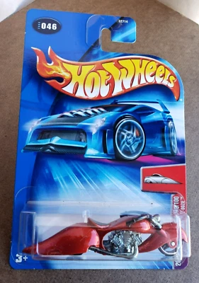 Hot Wheels CROOZE W-OOZE  Metalflake RED 2004 First Editions 1:64 Chrome Rim MC3 - Image 1 of 4