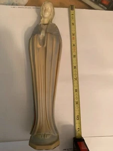 Estatua de plástico vintage (1954) de 11 1/2" de la Virgen María de Irlanda - Imagen 1 de 4