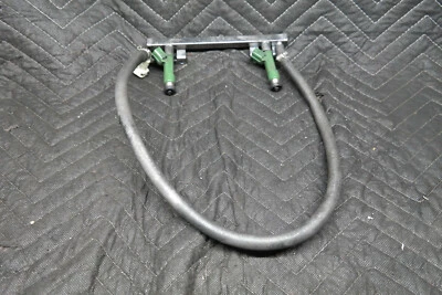 2014 ARCTIC CAT M8000 SNO PRO FUEL RAIL WITH INJECTORS SQUARE SB11 - Image 1 of 2