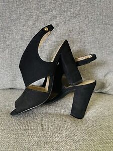 NWOB Guess black suede Gennifer Strappy Open For Chunky Heel Shoes Size 5.5