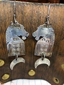 Native American Silver Horse Dangle Drop Earrings w Crescent Moon - Picture 1 of 6