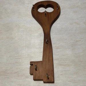 Vintage Wooden Key Keys Rack Holder 6 Hooks 14x 4.75x 0.75 Rustic Kitsch Cottage - Picture 1 of 5